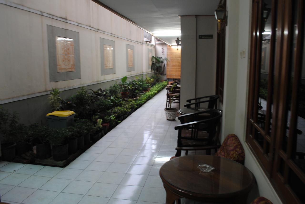 Hotel Wisata Baru Serang Luaran gambar