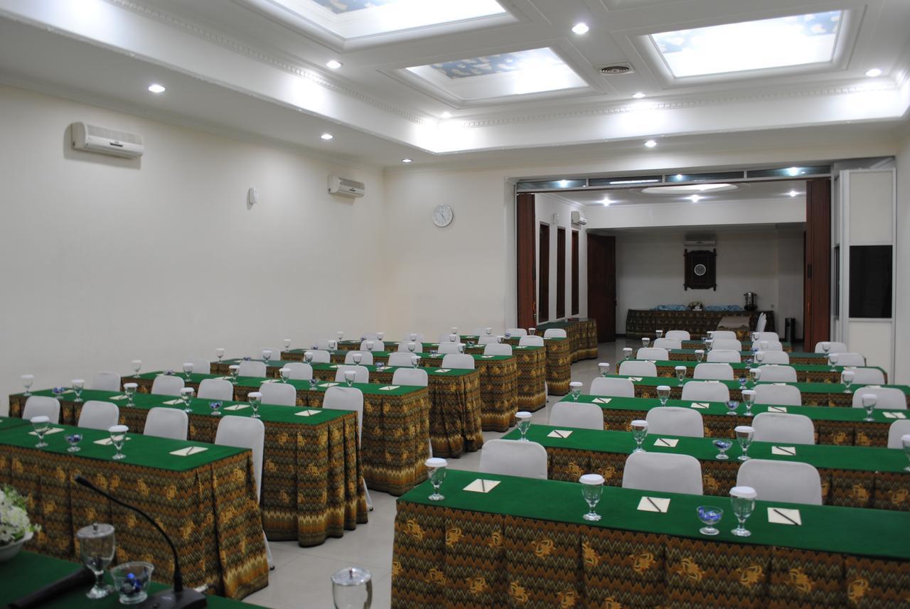 Hotel Wisata Baru Serang Luaran gambar